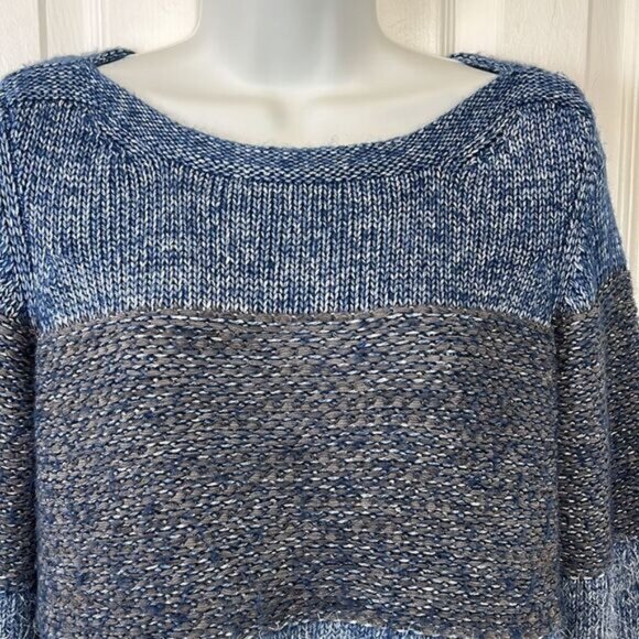 Tribal Blue White Cotton Blend Eyelash Sweater Size Small - Picture 2 of 11